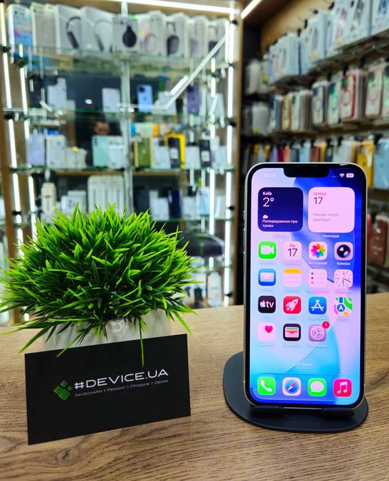 Смартфон iPhone 14 128Gb (АКБ 100%) Neverlock