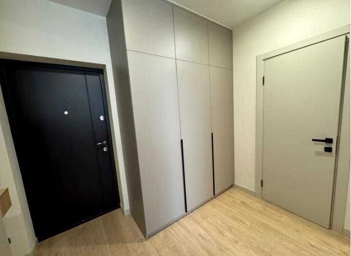 ПРОДАМ 1к квартиру Варшавський 2 Олеся 9А Дорогий ремонт/техніка/меблі