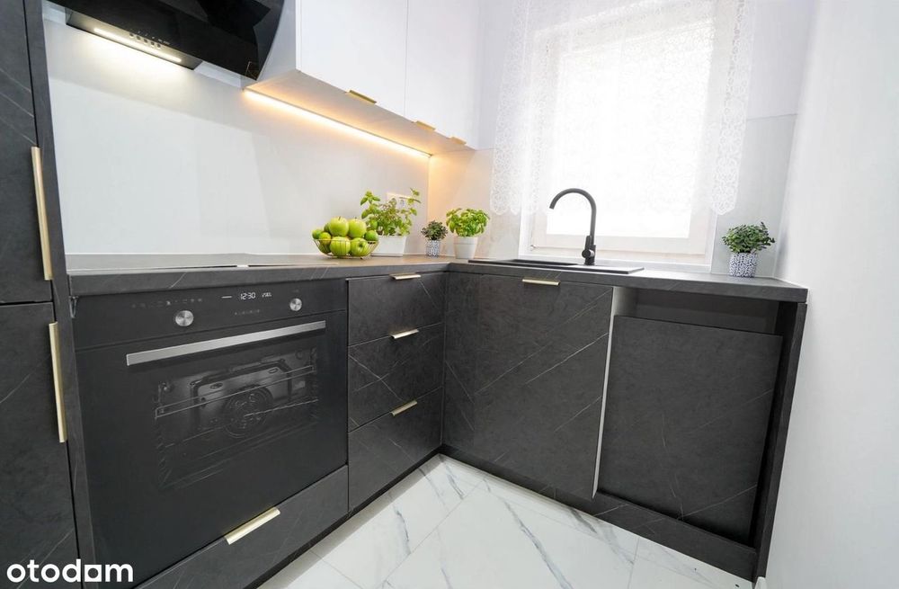 3 pokoje, oddzielna kuchnia, balkon, po generalnym remoncie