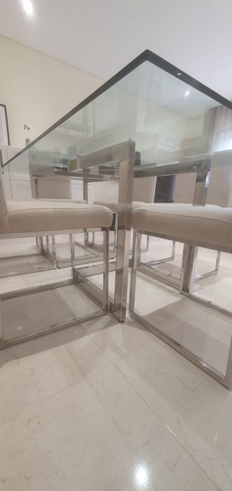 Mesa de Jantar Design em Vidro Temperado e Inox + 6 Cadeiras – Excelente Estado