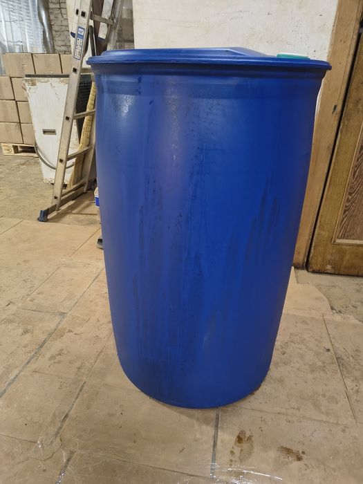 Бочка з харчового поліетилену