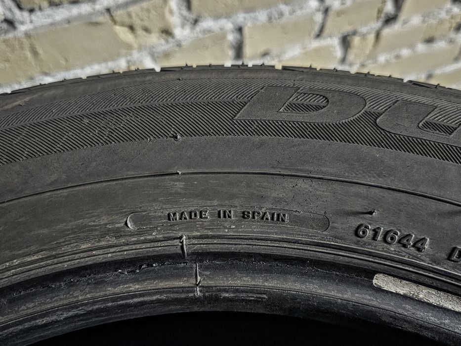 Шини 235/60r18 Bridgestone | 7.5mm | 2022 | Spain | Преміум | Ідеальні