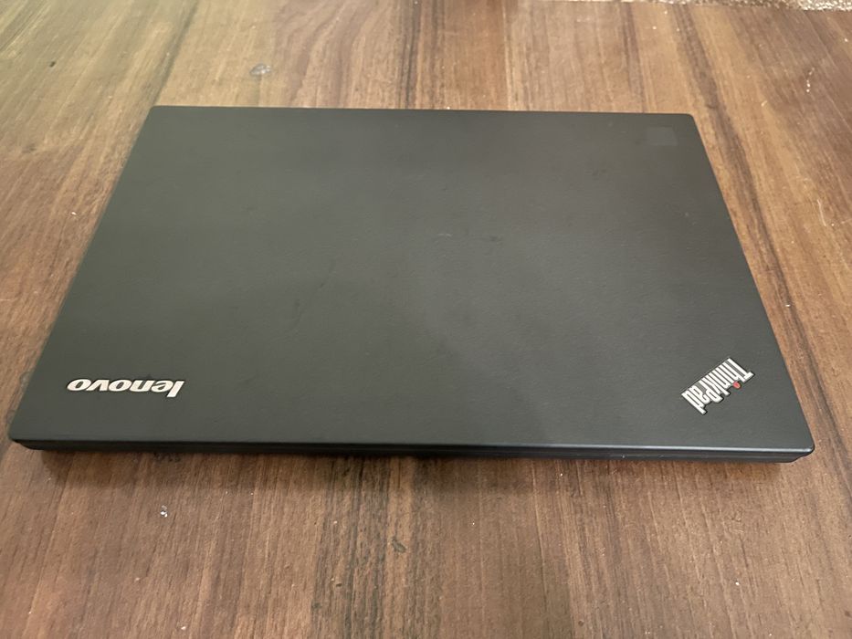 Ігровий ноутбук і5-5300 8 ггб озу 200 ггб памʼяті в хорошому стані