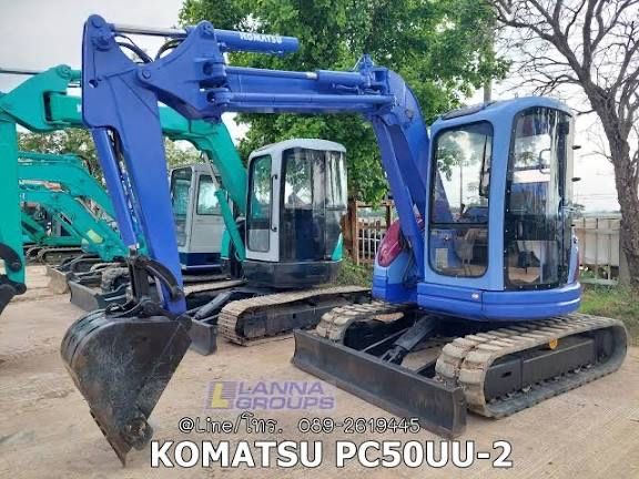 Екскаватор + оператор | 5,1 т | Траншеї, котловани, планування