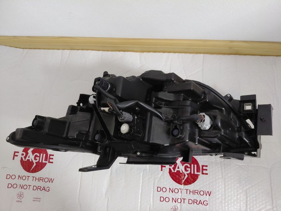 Фара Мазда сх5 права оригінал 22-25р usa