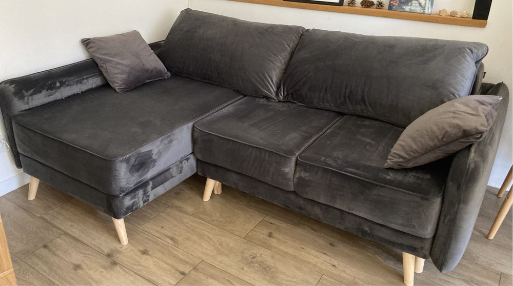 Диван угловий , тахта