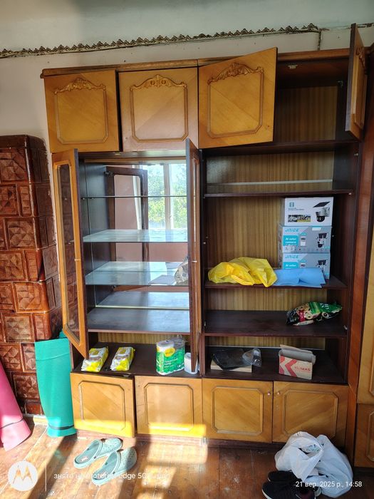 Віддам меблі Б/В