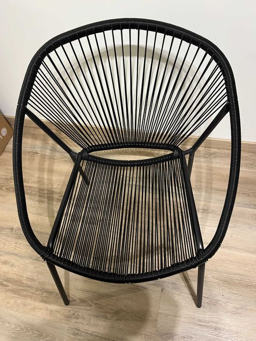 Dwa krzesła ogrodowe czarne z technorattanu