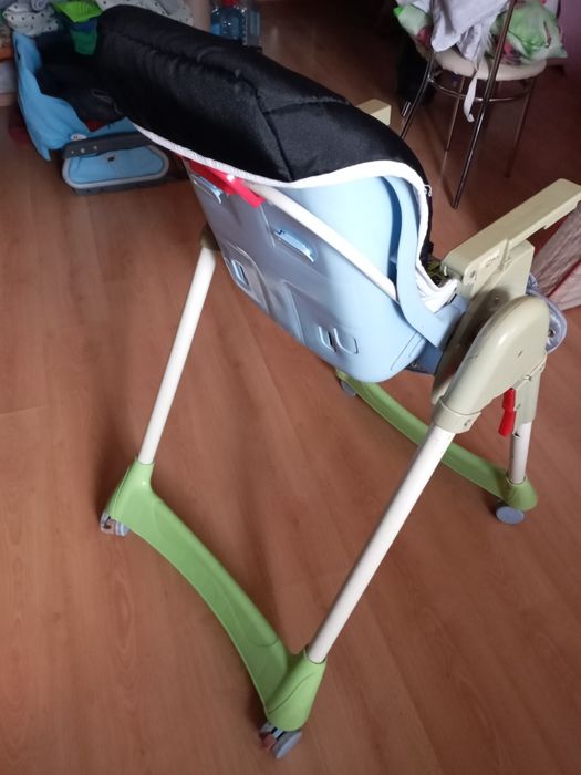 Продам стульчик для кормления