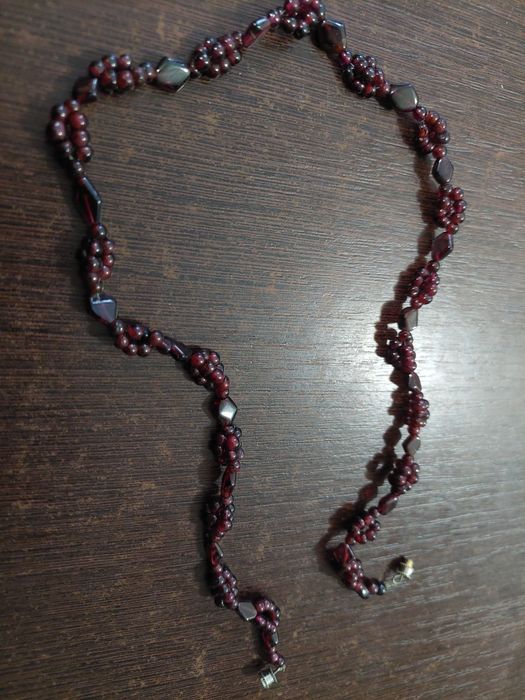 Намисто з натурального  гранату
