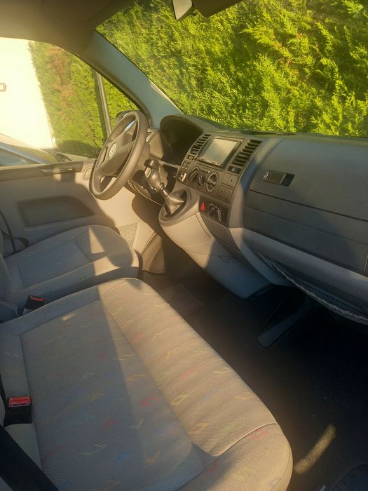 VW Trasporter T5 1.9 TDI Camperizada