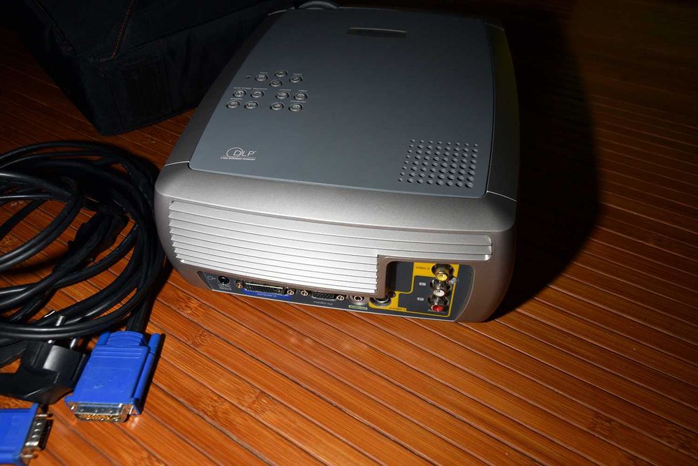 InFocus X2 Projector64284415584129124