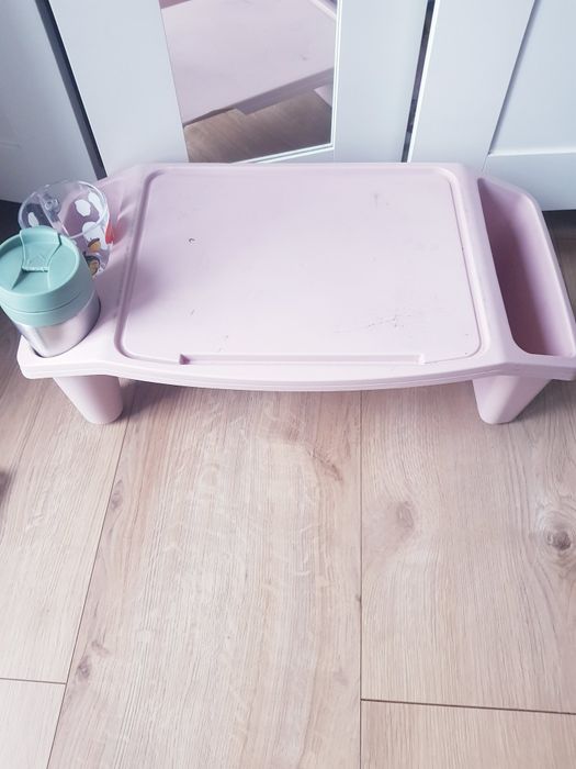 Stolik śniadaniowy pod laptopa, podstawka  marki  Agata meble