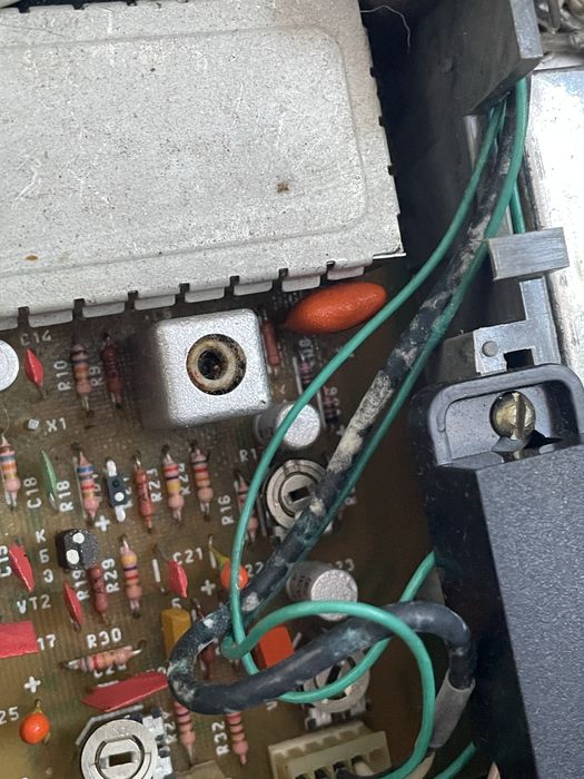 Відеомагнітофон ВМ-12