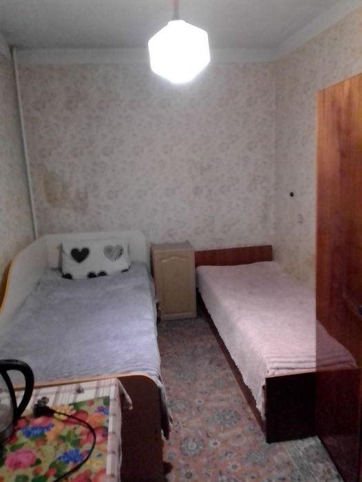 Здам кімнату на двох чі одну людину