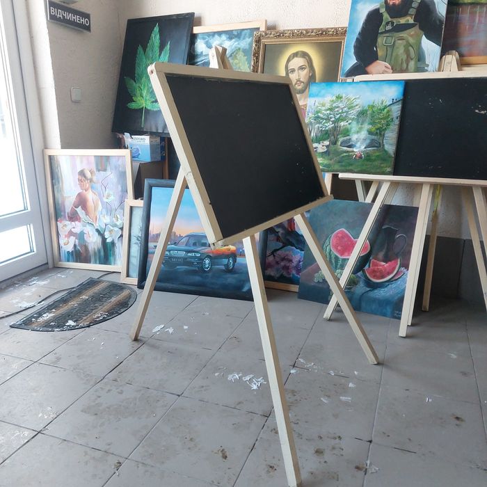 деревянный мольберт для рисования,
