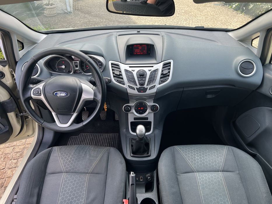 Ford Fiesta 1.2i AC Titanium