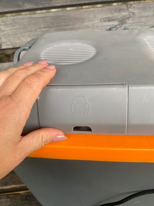 Продам авто холодильник