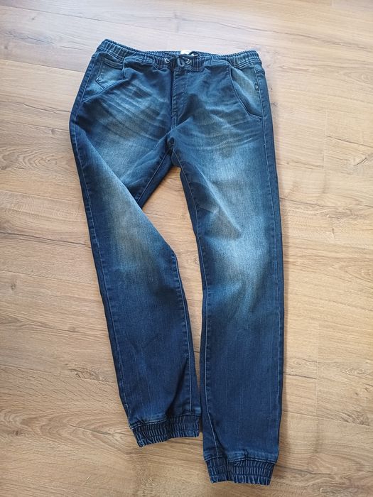Sprzedam spodnie jeansowe