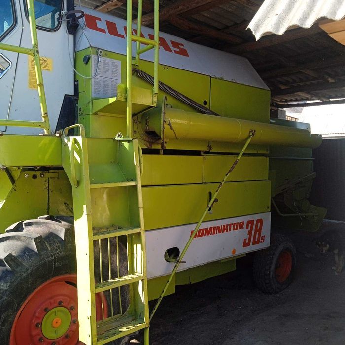 Продам Комбайн  Claas Dominator 38/48