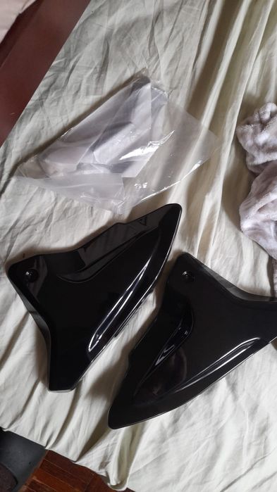 Carenagem lateral Espólio lateral MT-09