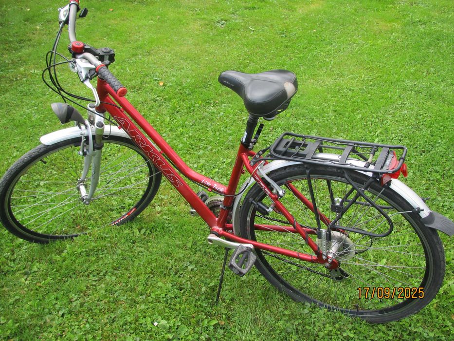 rower rowery turystyczne treckingowe bagażnik samochodowy kaski