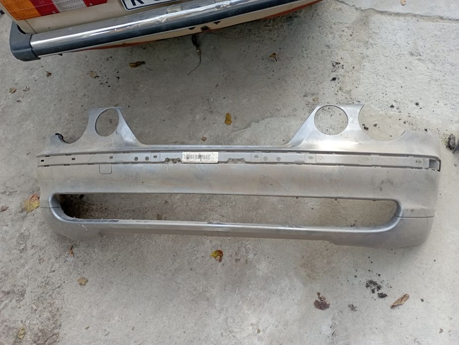 Продам бампер на Ford на Opel на Тойот