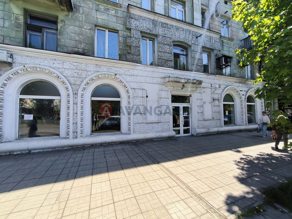 Приміщення. Центр.
