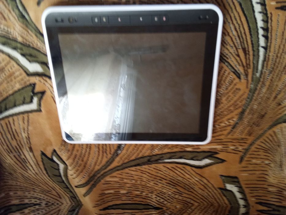 Планшет pocket Book можливий обмін