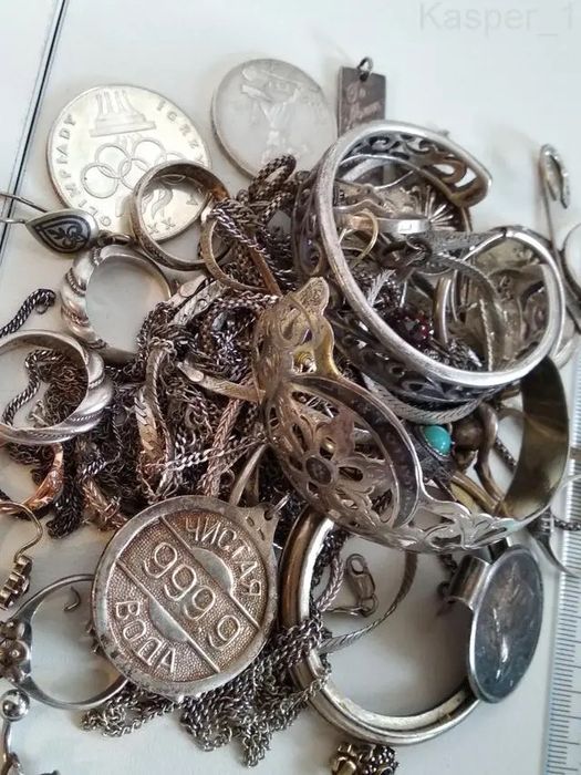 В кого є та шкода викинути, пишіть...