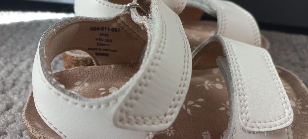 Замшеві сандали zara 25 розмір 16.5см кожані next 4