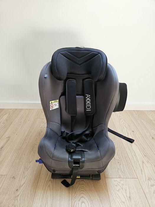 Fotelik Axkid Minikid 2 + pasy kotwiczące – bezwypadkowy