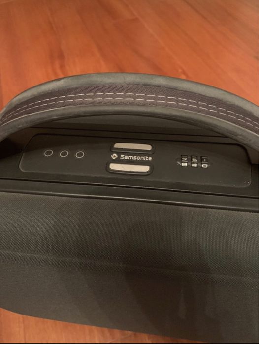 Necessaire bolsa tiracolo Sansonite verde escuro