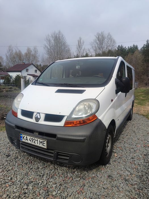 Рено Трафік Renault Traffic 2.5