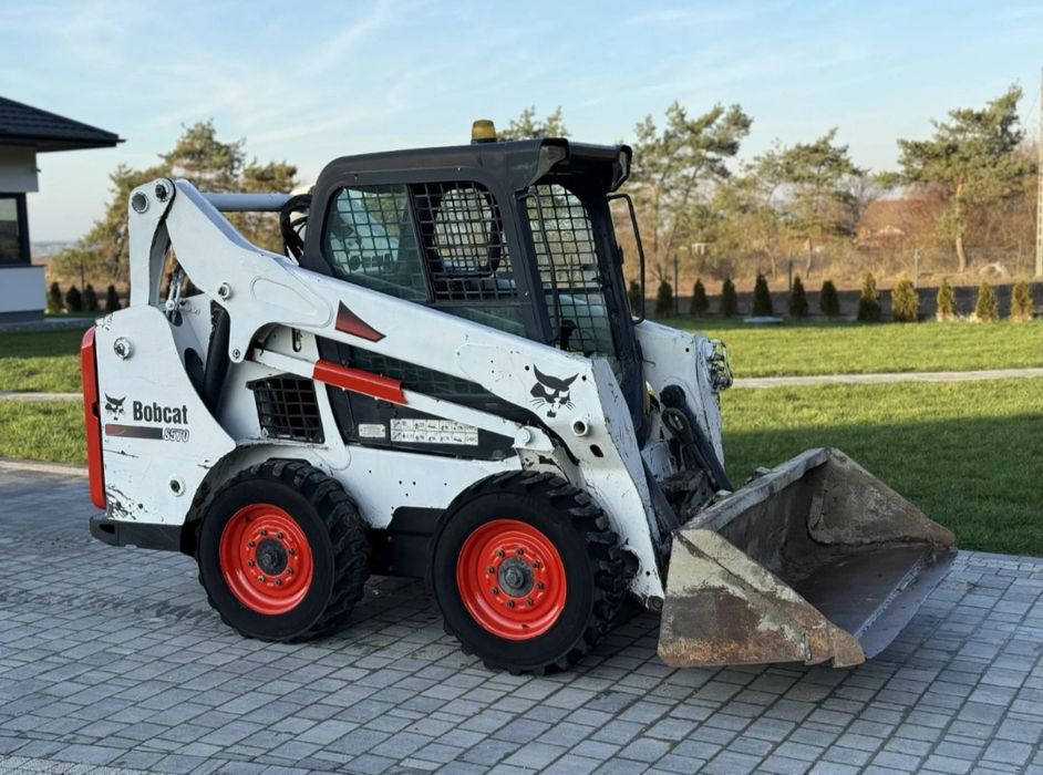 Wynajem bobcat miniładowarka koparka