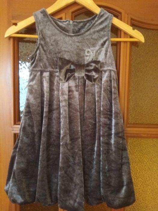 Продам  платье-сарафан