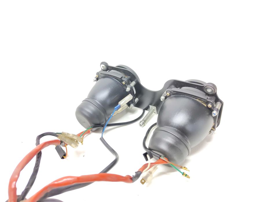 RIEJU RS2 125 Lampa Przednia Przód Reflektor Soczewka