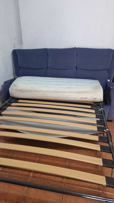 Sofá-cama 3 lugares