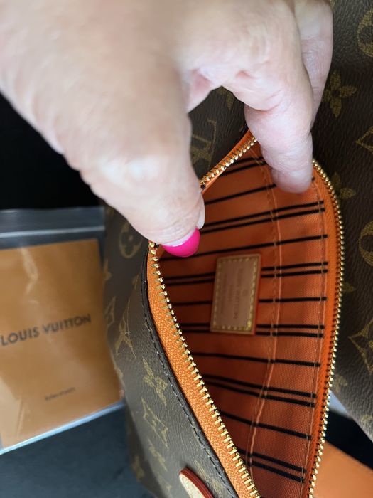 Louis Vuitton Neverfull Bandoulière Inside Out MM