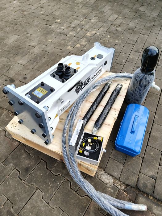 Młot hydrauliczny 135kg do mini koparki