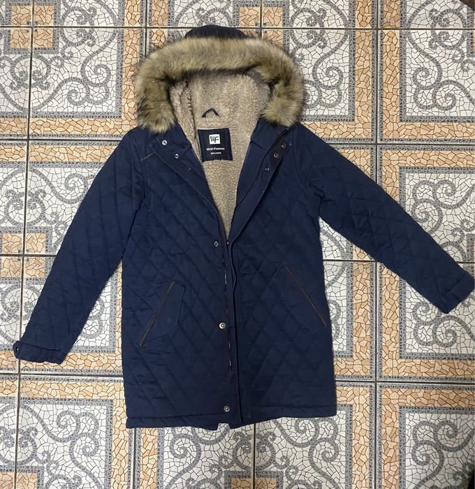 Зимова куртка на підлітка