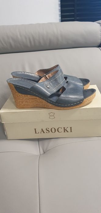 Klapki ze skory Lasocki 40