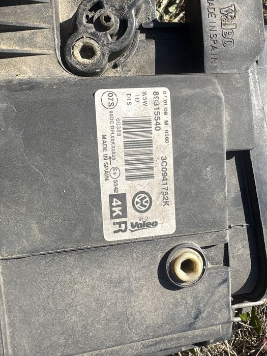Lampy przód bi xenon skrętny passat b6