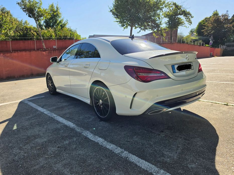 Mercedes-Benz CLA 200 d AMG Line Automatic