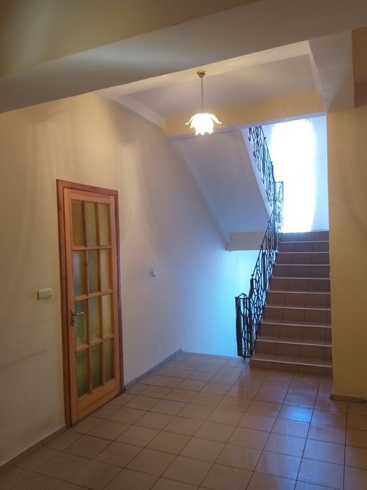 Продаж Будинку! м.Кременчук! Бульвар Автокразівський!