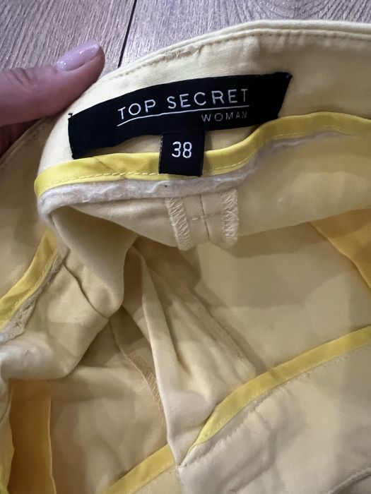 Proste elegancie spodnie