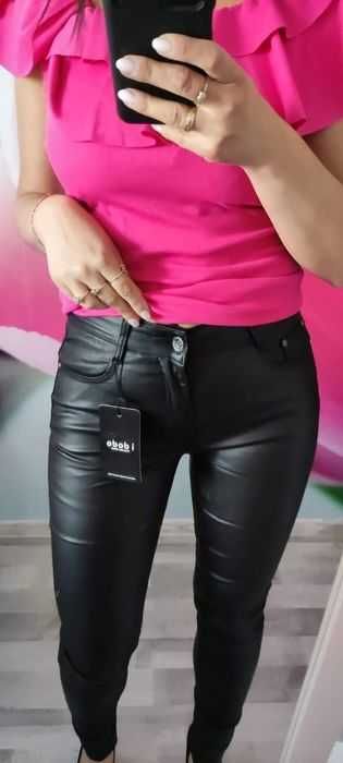 Spodnie eco skóra, skórzane, skórkowe, wysoki stan + body koronkowe