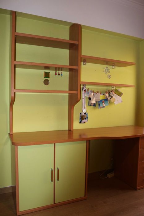 Quarto criança em excelente estado.