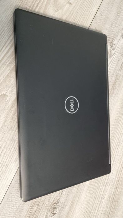 Ноутбук Dell 5590/I5-8250U/DDR4-16/SSD M2-512 gb