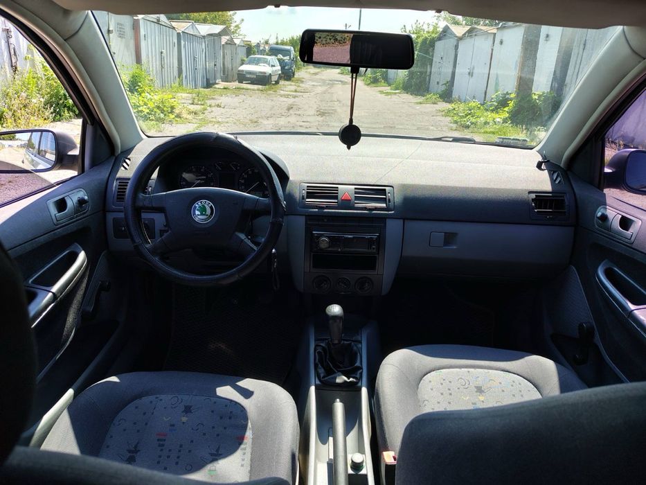 Skoda Fabia 1.4 в отличном состоянии , все работает !